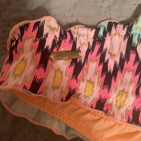 Victoria’s Secret swim bottom - Picture 4 of 4